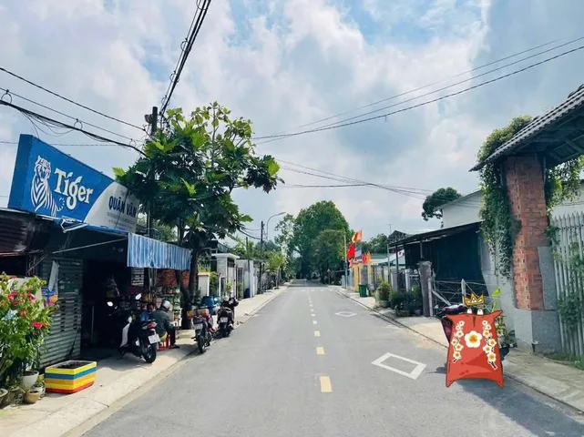 10x40 (400m2) giá ngộp cần ra nhanh trong tuần chỉ 800tr sang tên công chứng liền