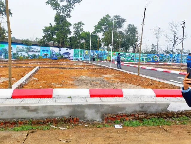 GIA ĐÌNH EM CẦN DỒN TIỀN MUA CHUNG CƯ NÊN CẦN BÁN GẤP MẢNH ĐẤT NÀY Ở CHƯƠNG MỸ HÀ NỘI
