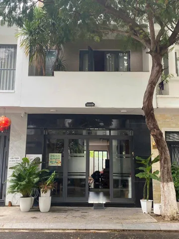 Bán Nhà 3 tầng 1 tum KĐT VCN Phước Long – gần đường số 22 và đường Thích Quảng Đức, gần trường mầm non Quốc Tế
