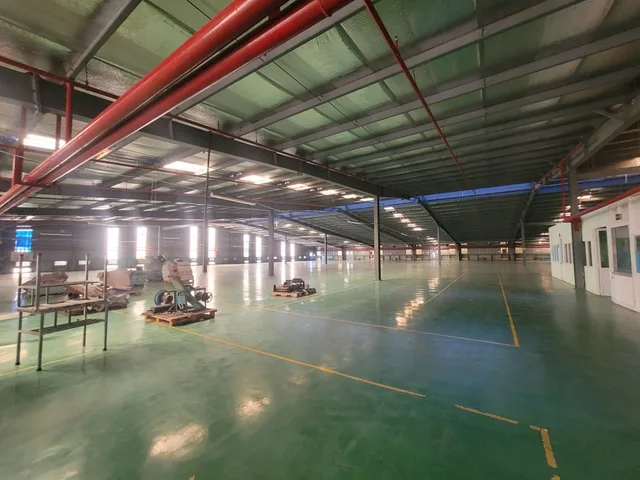 Cho thuê kho Xưởng 2600m2 ngay KCN Tam Phước Biên Hoà - pháp lý chuẩn, có trạm điện xiêu lớn 5000KVA. Giá chỉ 200tr/tháng.