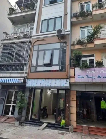 Cho Thuê Nhà Đường Phú Diễn - Bắc Từ Liêm 45M² Tầng 1 Thông Sàn - Kinh Doanh - Giá Thuê 16tr