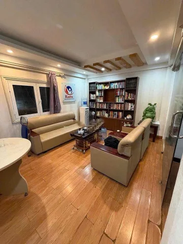 Cho Thuê Nhà Đường Hoàng Cầu - Đống Đa 68M² 4 Tầng 5 Ngủ - Full Nội Thất - Ở, Kinh Doanh - Giá Thuê 25tr