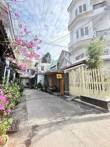 Hẻm xe hơi 6M thông, Khu Bàu Cát, Phan Sào Nam, Phạm Phú Thứ (Tân Bình)