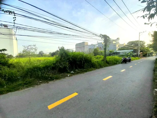 Bán đất thổ cư mặt tiền đường nhựa lớn và khu đô thị Đông Tăng Long Quận 9