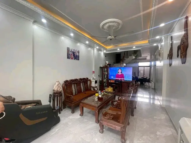 Cho thuê nhà ngõ to Đà Nẵng, Hải Phòng phù hợp ở và văn phòng, shop online