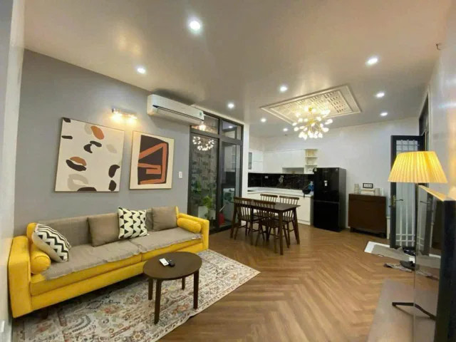 CHO THUÊ NHÀ tại khu vực Văn Cao cực đẹp - ở gia đình hoặc chuyên gia
