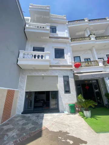 Nhà 2 lầu 1 trệt KDC gần trường tiểu học Hóa An 3.75 tỷ/72 m2, đường nhựa 8m thông