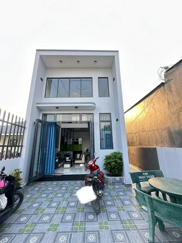 Nhà chính chủ, pháp lý rõ ràng, sang tên trong ngày. DT: 6x20m