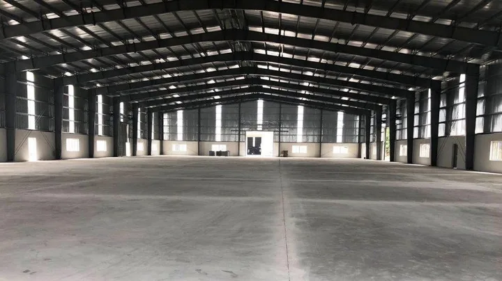 Cho thuê kho/xưởng xây sẵn tại khu công nghiệp Hữu Thạnh, Đức Hoà, Long An