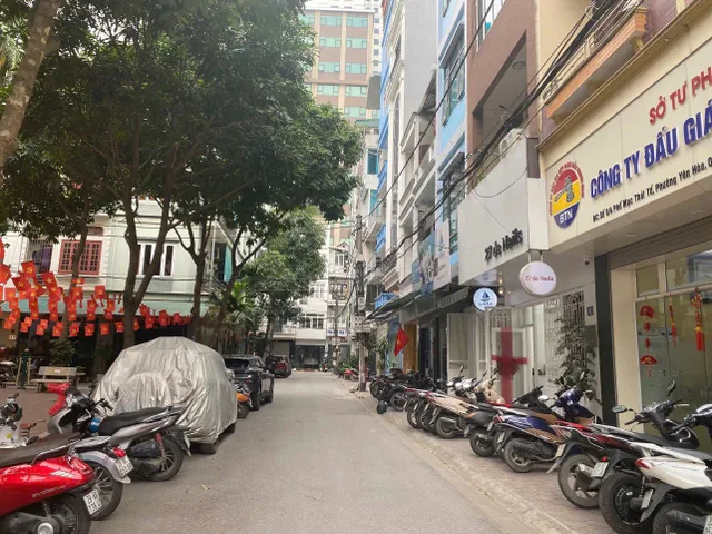 CHO THUÊ MẶT BẰNG LÀM VĂN PHÒNG – MẠC THÁI TỔ Vị trí đẹp, giao thông thuận tiện, khu văn phòng sầm uất.
