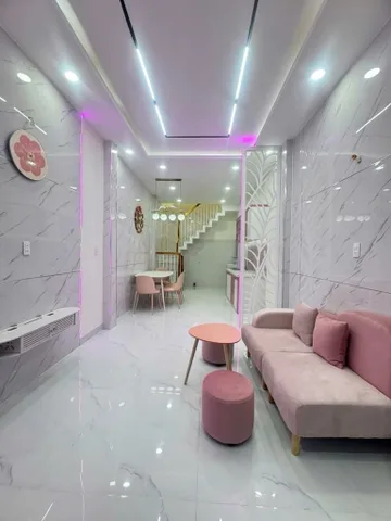 Bán nhà 25m² full thổ cư ngang 4m giá 4.08 tỷ tại Phường Minh Phụng