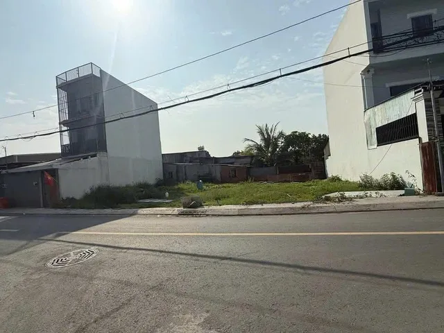 Bán đất 70m² có sẵn 52m² thổ cư ngang 4.5m giá 4 tỷ tại Đường Song Hành Xã Hóc Môn