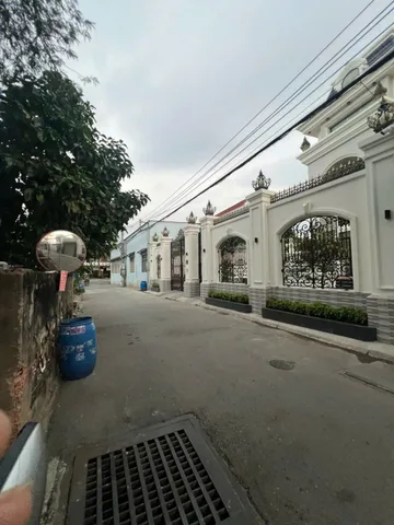 NHÀ 57M2 SHR - KO QUY HOẠCH KO LỘ GIỚI - NGAY NHÀ THỜ DĨ AN - CHỢ DĨ AN
