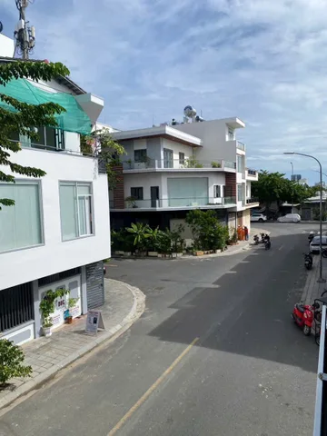Nhà 2 Tầng đã có Sổ Hồng Riêng, Mặt đường B9 KDT VCN Phước Long, Nam Nha Trang