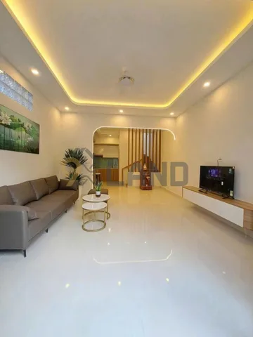 1117 - NHÀ ĐẸP 2 TẦNG - GẦN VICOM THỦ ĐỨC - HXH - ĐƯỜNG SỐ 10 - P. LINH CHIỂU