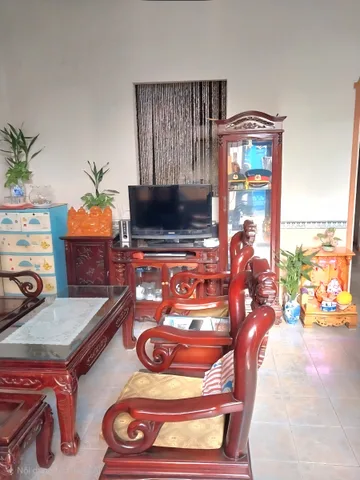 BÁN NHÀ CẠNH HƯƠN.G LỘ 2 - NGÃ TƯ 4 XÃ - HẺM XE HƠI - ( 5X22M )