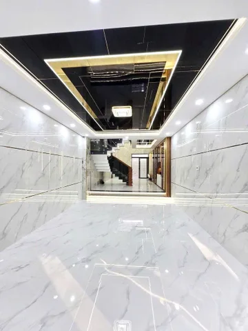 Chỉ Nhỉnh 8 tỉ n.hà mới keng Dt: 70m ngang 4.3 x dài 16 - 5 tầng Bình Trị Đông .