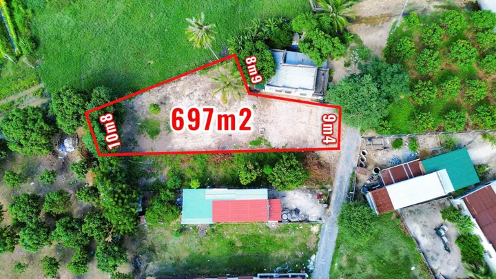 Bán đất thổ cư 697m2 và nở hậu tại Thôn Suối Cát - Cam Hiệp Nam giá chỉ 3 triệu/m2