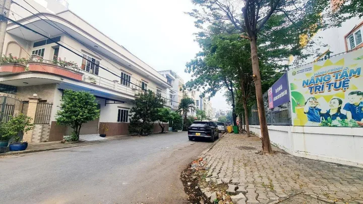 BÁN NHÀ HẺM XE HƠI GẦN CẦU CHÀ VÀ - 4x14m, giá nhỉnh 7 tỷ