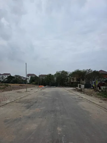 Bán đất khu phương vỹ. Diện tích 87.3m mặt tiền 4.5m hướng đông nam. Nhìn khu đô thị phúc ninh. Làn 2 đường đấu mã. Phường vũ ninh tỉnh bắc ninh