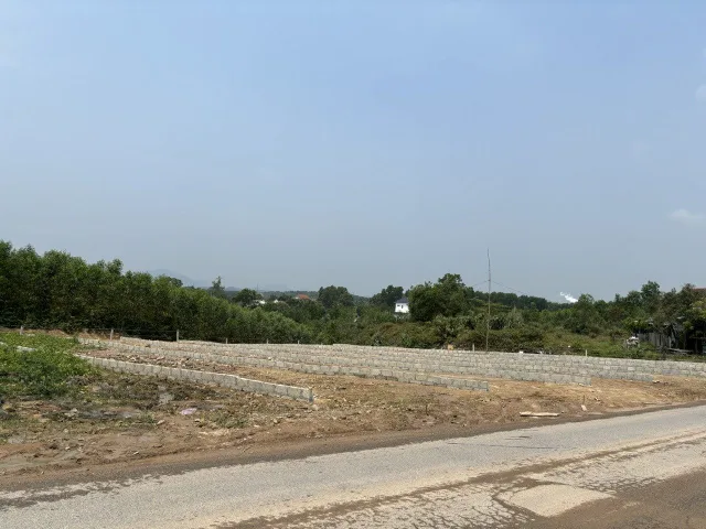 CẦN BÁN LÔ MẶT TIỀN ĐƯỜNG DẠ LÊ.TP HUẾ. GIÁ 863 TRIỆU. ĐƯỜNG QH MỞ RỘNG 31M