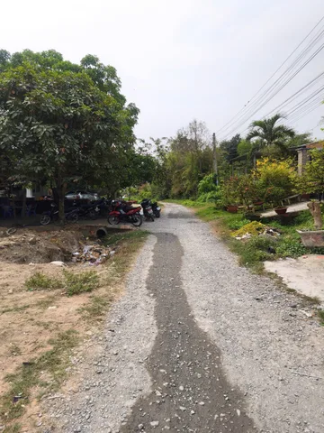 Đất ngay trung tâm cách chợ cũ 700m, full thổ cư, SHR, giá 580tr.