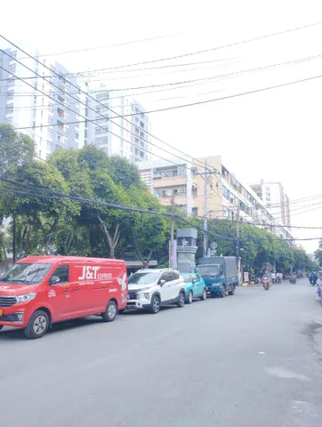 Hiếm Khu Bàu Cát - 4x18m -  2 tầng mới ở liền - View HXH Mặt Tiền