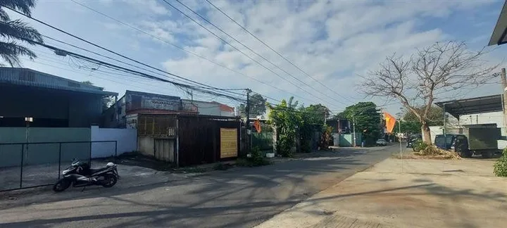 BÁN ĐẤT MẶT TIỀN SẴN NHÀ C4
LÂM VIÊN(ĐƯỜNG SỐ 1), THỦ ĐỨC.