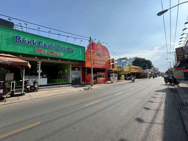 Bán mặt bằng kinh doanh buôn bán VIP Mặt tiền đường Nguyễn Thị Tú phường Bình Hưng Hòa B quận Bình Tân TPHCM, DT: 6x35m.