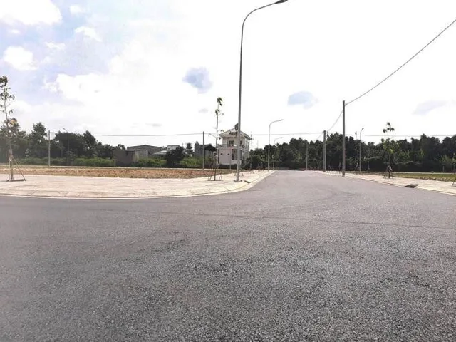 BÁN ĐẤT NHÁNH ĐƯỜNG SỐ 3
HÒA LONG, TP BÀ RỊA.