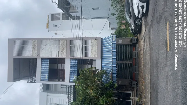 BÁN NHÀ 4 TẦNG MẶT TIỀN DÃ TƯỢNG 
VĨNH NGUYÊN, NHA TRANG.