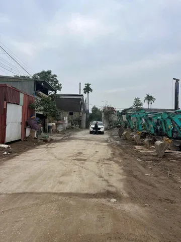 🔥 BÁN LÔ ĐẤT TUYẾN 1 CHUNG CƯ VĂN CÚ – VỊ TRÍ ĐẸP, GIÁ TỐT 🔥100m² Giá 2,790 tỷ LH 0398787284