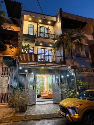NHÀ PHỐ HẢI CHÂU - SẴN NỘI THẤT- 10,9 TỶ- KHU ĐẠI HỌC ĐÔNG Á, KIẾN TRÚC-MT HUY CẬN