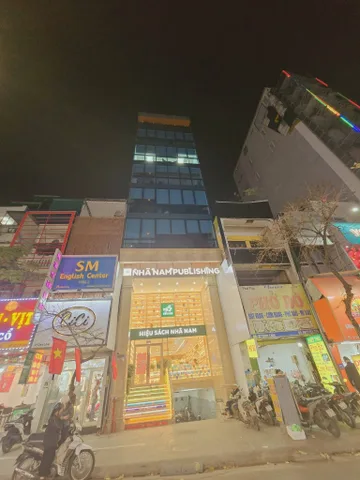 BÁN TÒA NHÀ MẶT PHỐ CHÙA LÁNG. 120M2 - 9 TẦNG. THANG MÁY. THÔNG SÀN.