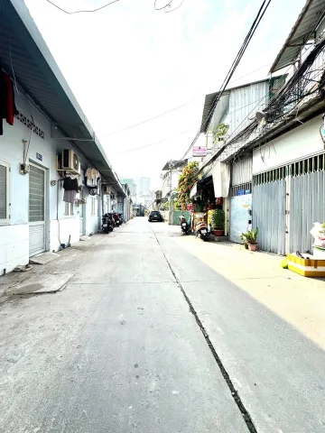 BÁN NHÀ TRỆT LỬNG MẶT TIỀN ĐƯỜNG XE TẢI QUẬN 7