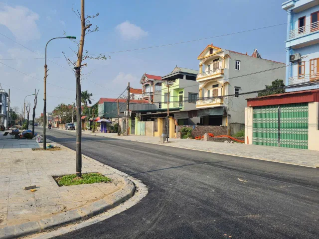 Bán đất lô góc đầu làng Cổ Miếu Thư Lâm đường ô tô tránh vỉa hè 4m full thổ cư đẹp