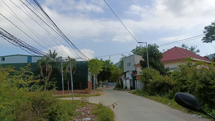 BÁN ĐẤT PHƯỚC ĐỒNG – GẦN TRẦN ĐĂNG NINH – CÁCH NGUYỄN TẤT THÀNH 60M – ĐẤT Ở + VIEW VƯỜN