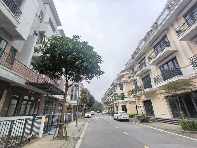 Bán nhà 75m² full thổ cư ngang 5m giá 5.8 tỷ tại Phường Từ Sơn