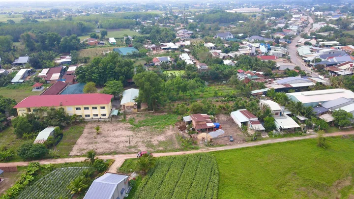 SOS Cần bán gấp lô đất 202m2, khu phố Lộc An, phường An Tịnh, Tây Ninh, SHR, 450tr