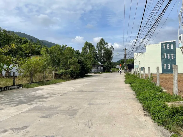 Bán đất 111.6m² có sẵn 110.9m² thổ cư ngang 5.2m giá 3.77 tỷ tại Phường Nam Nha Trang