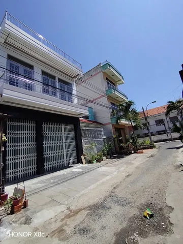 Bán nhà 84.5m² có sẵn 84m² thổ cư ngang 6m giá 6 tỷ tại Phường Nam Nha Trang