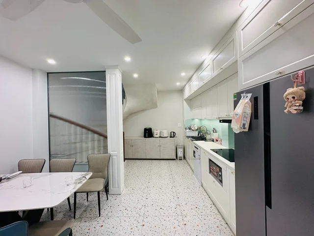 HÀNG XÓM AEON LONG BIÊN SIÊU PHẨM 6 TẦNG NGÕ THÔNG - NHỈNH 8 TỶ, FULL NỘI THẤT