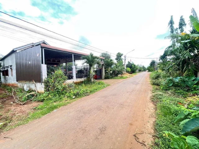 Bán đất 165m² có sẵn 90m² thổ cư ngang 5m giá 1.65 tỷ tại Phường Ea Kao
