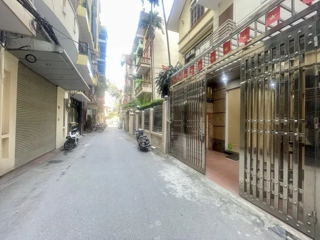 Nhà Phân Lô Ô to Tránh Khuất Duy Tiến, Cầu Giấy, 55m x 5T, Mặt Tiền 5M, Gara, 27,5 Tỷ