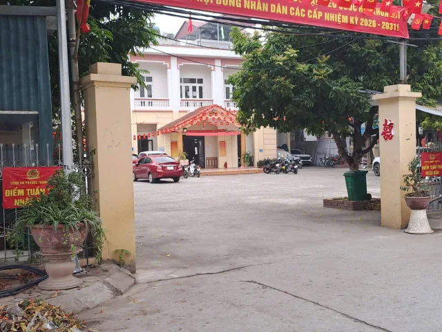 Chính chủ cần vốn muốn bán nhanh mảnh đất 90m2, đường chạy vòng quang đất