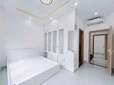 NHÀ MỚI - XE HƠI BỎ NHÀ - KHU BIỆT THỰ KIỀU ĐÀM.