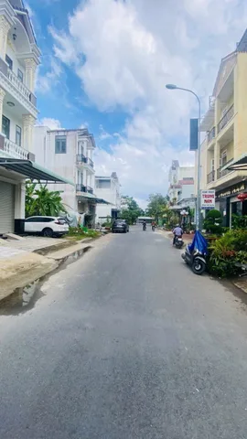 Bán đất 81m² full thổ cư ngang 4,5m giá 4.7 tỷ tại Đường B12 Phường Hưng Phú