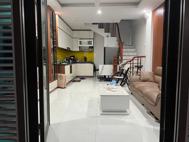 Cho Thuê Nhà Xa La - Hà Nội Đông 35M² 4 Tầng 3 Ngủ - Full Nội Thất - Giá Thuê 12tr