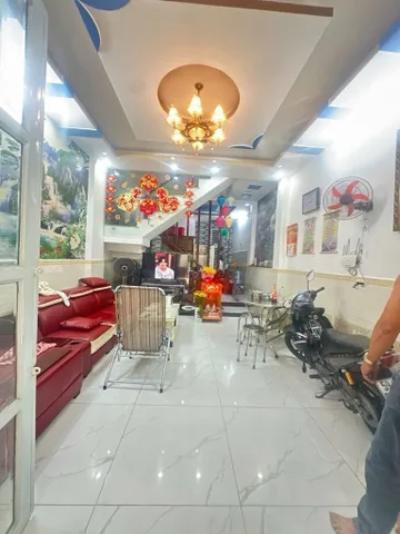 Bán nhà 3 Tầng, Hẻm ôtô, DT: 48m² full thổ cư ngang 4m giá 5.05 tỷ tại Phường Bình Tân