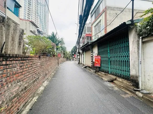 bán đất tặng nhà 2T ngõ 2 Ngọc Thuỵ 52m x 6m giá đầu tư chỉ 7t3